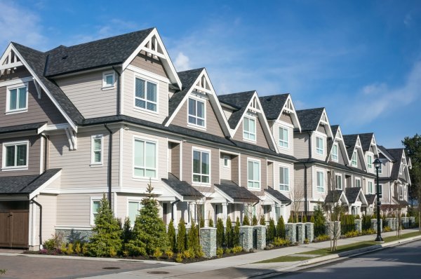 depositphotos_39064823-stock-photo-modern-townhouse-complex